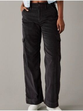 American Eagle Super High Rise Baggy Wide Leg Black Corduroy Cargo Pants Size 6